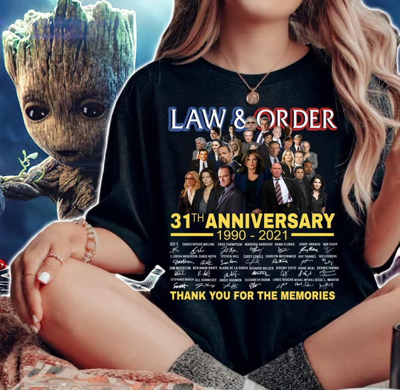 Law and order 31th anniversary 1990 2021 thank you for the memories signatures t-shirt woman shirt