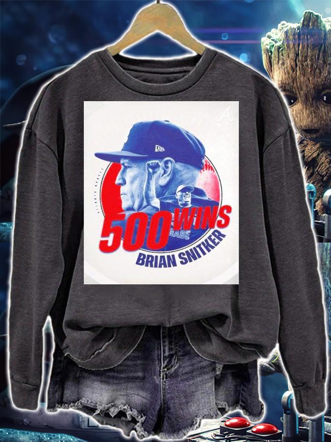 Brian Snitker 500 Wins Shirt t-shirt sweatshirt