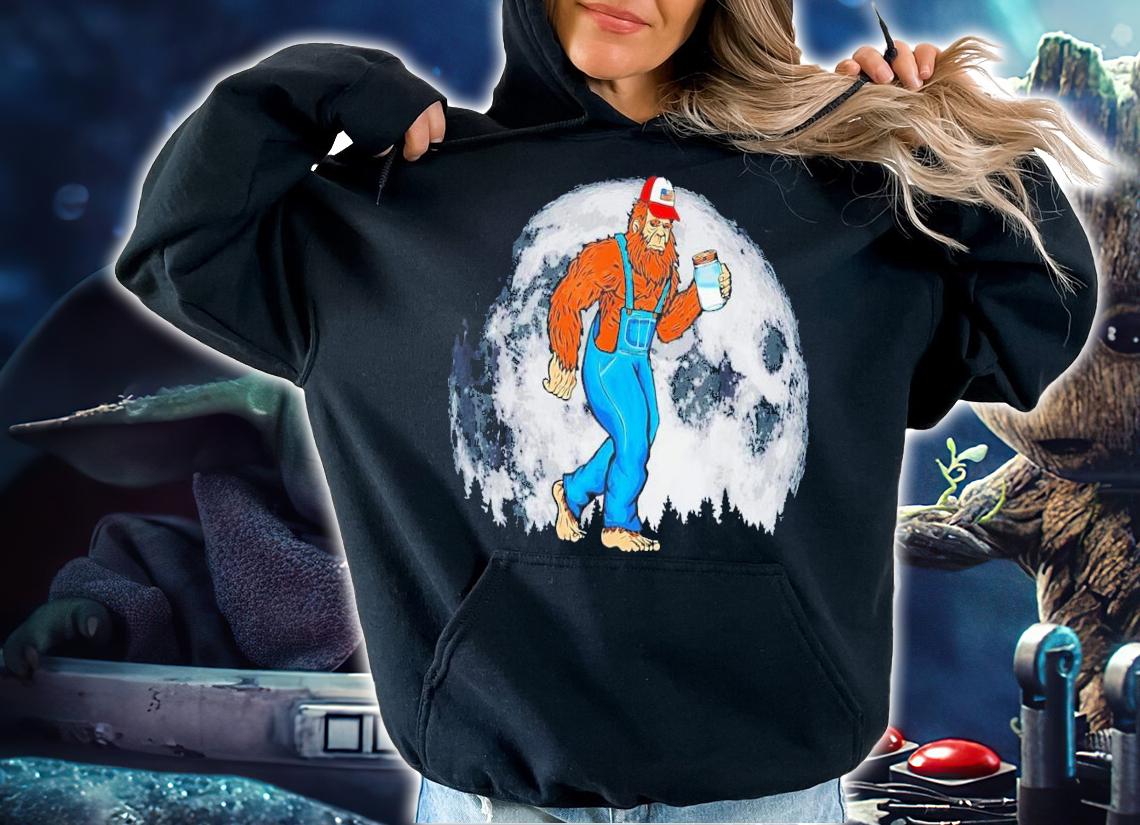 Appalachian Moonshine Bigfoot Full Moon And Overalls T-Shirt t-shirt hoodie