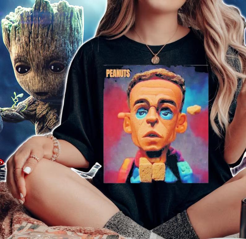 Vinyl Ritchie Peanuts T-Shirt t-shirt woman shirt