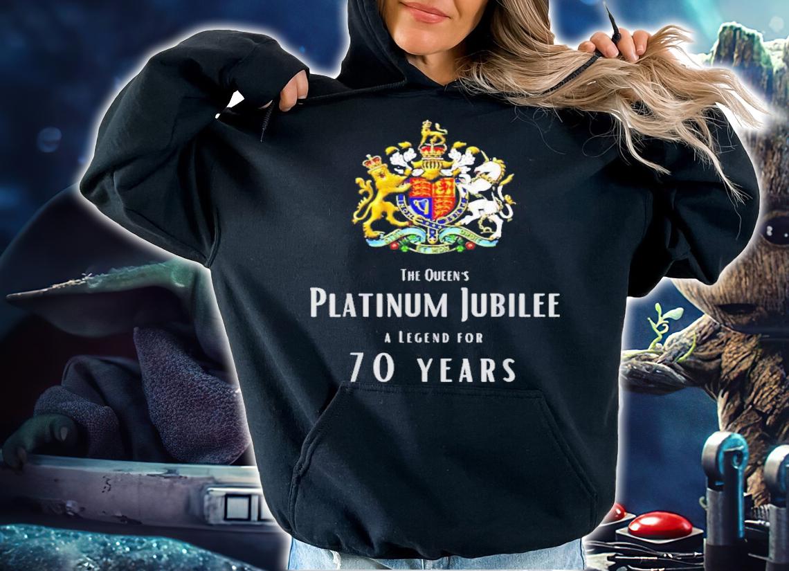 The Queen's Platinum Jubilee A Legend For 70 Years Shirt t-shirt hoodie