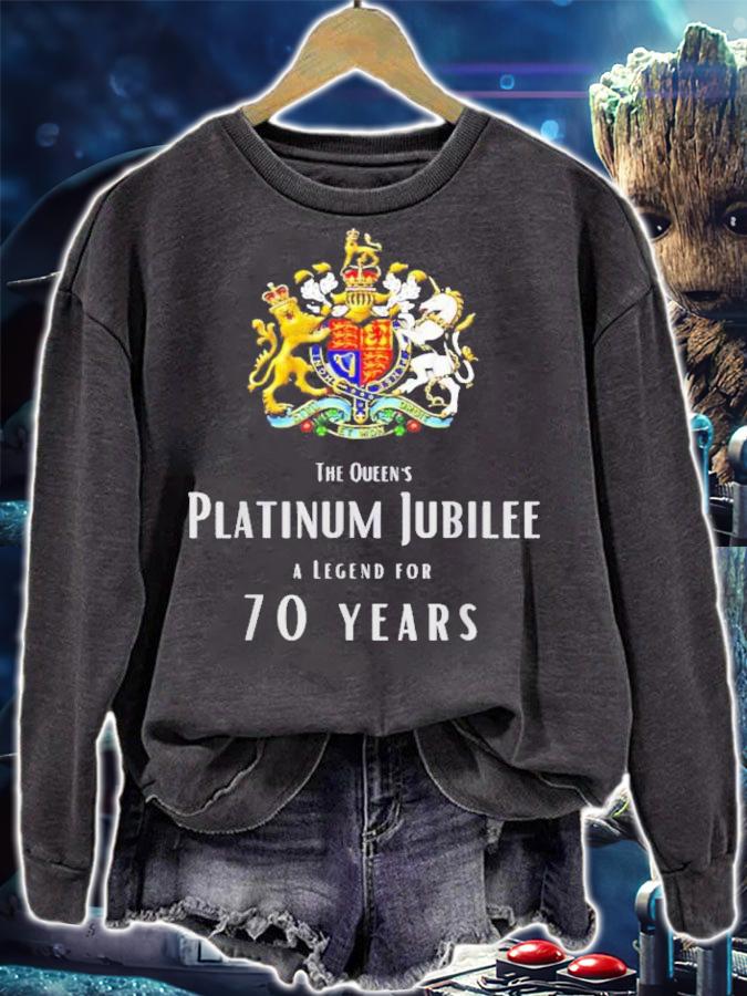 The Queen's Platinum Jubilee A Legend For 70 Years Shirt t-shirt sweatshirt