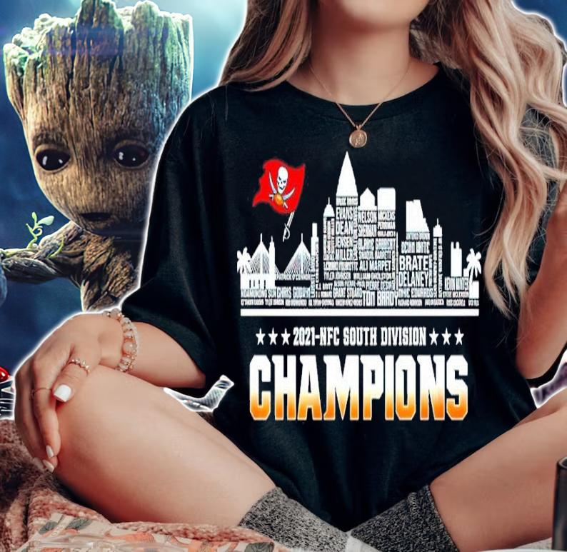 2021 Tampa Bay Buccaneers NFC South Division Champions Shirt t-shirt woman shirt