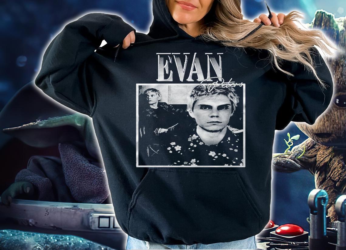 Evan Peters Classic Shirt t-shirt hoodie