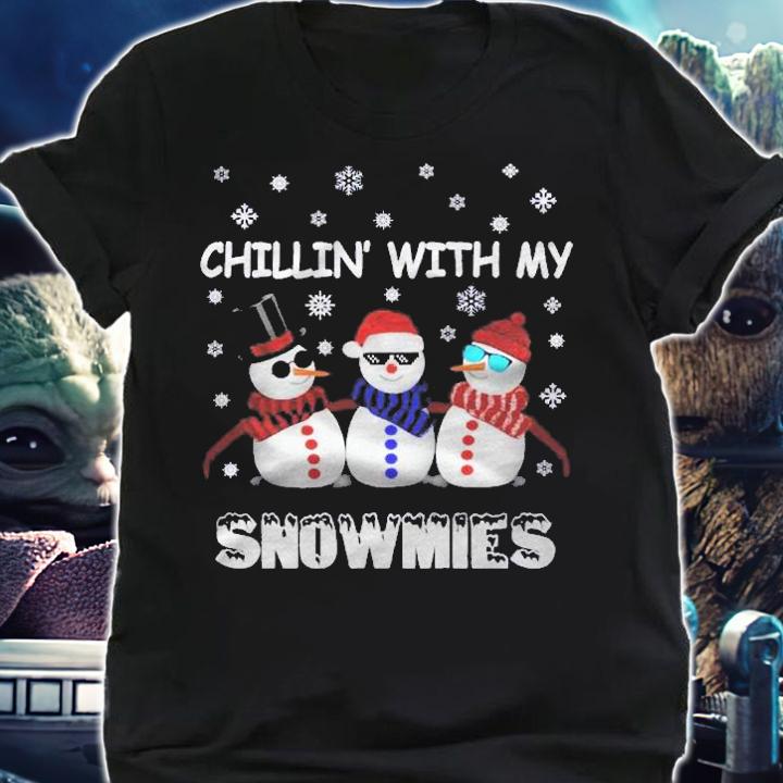 Chilling With My Snowmies Funny Christmas Snowman Shirt t-shirt