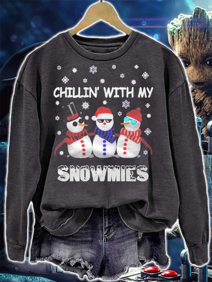 Chilling With My Snowmies Funny Christmas Snowman Shirt t-shirt