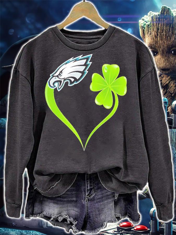 Philadelphia Eagles Shamrock Heart St Patrick's Day T-Shirt t-shirt