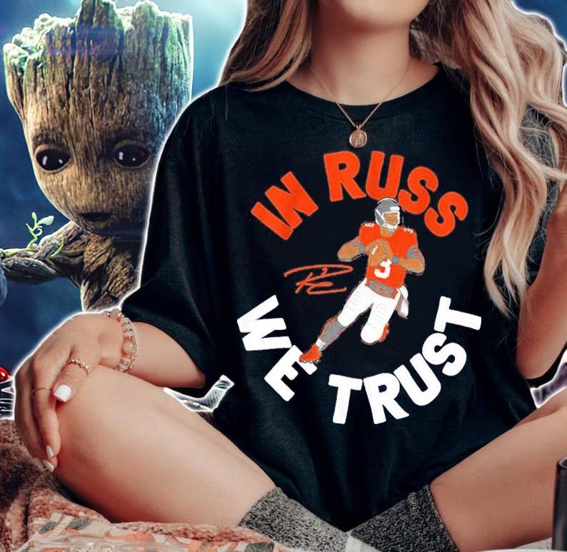 Russell Wilson In Russ We Trust Signatures Shirt t-shirt woman shirt