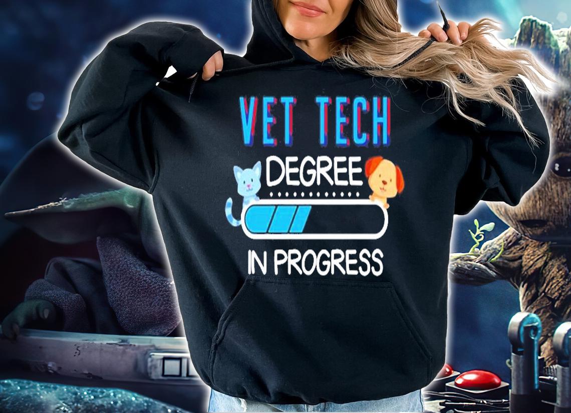 Vet Tech Degree In Progress I School Medicine T-Shirt t-shirt