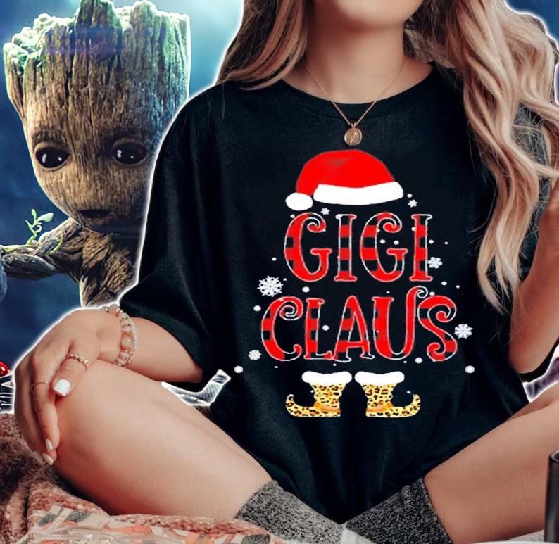Gigi Claus Leopard Christmas Pajama Santa Gift For Mom T-Shirt woman shirt