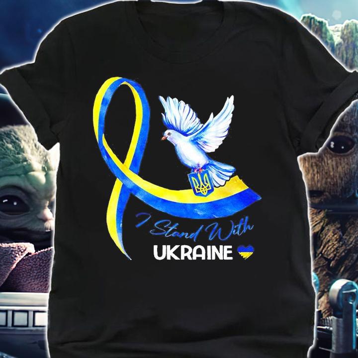 Volodymyr Zelenskyy I Need Ammunition Not A Ride Peace Ukraine Peace Ukraine T-Shirt