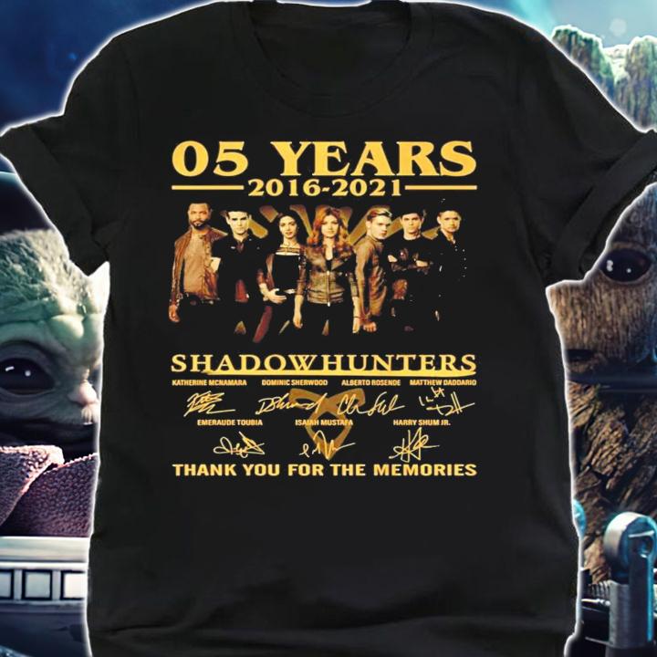 05 years 2016 2021 Shadowhunters signature t-shirt