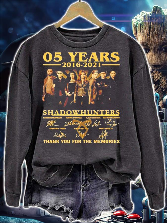 05 years 2016 2021 Shadowhunters signature t-shirt
