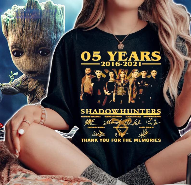 05 years 2016 2021 Shadowhunters signature t-shirt