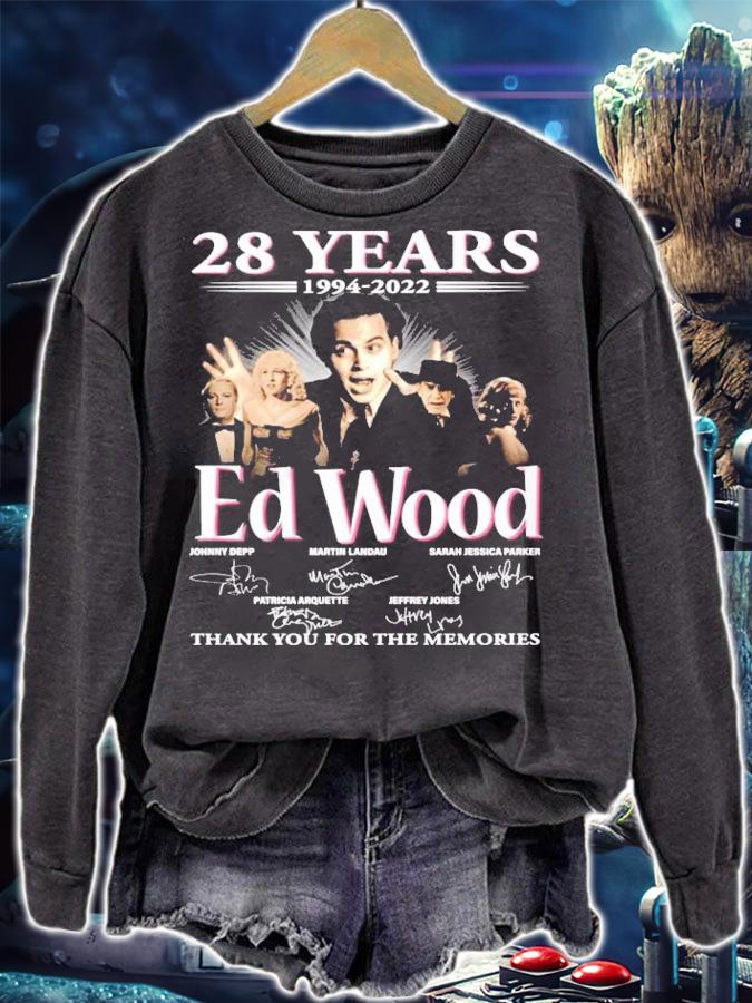 28 years 1994-2022 Ed Wood signatures t-shirt sweatshirt