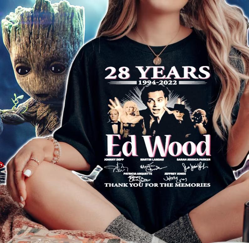 28 years 1994-2022 Ed Wood signatures t-shirt woman shirt