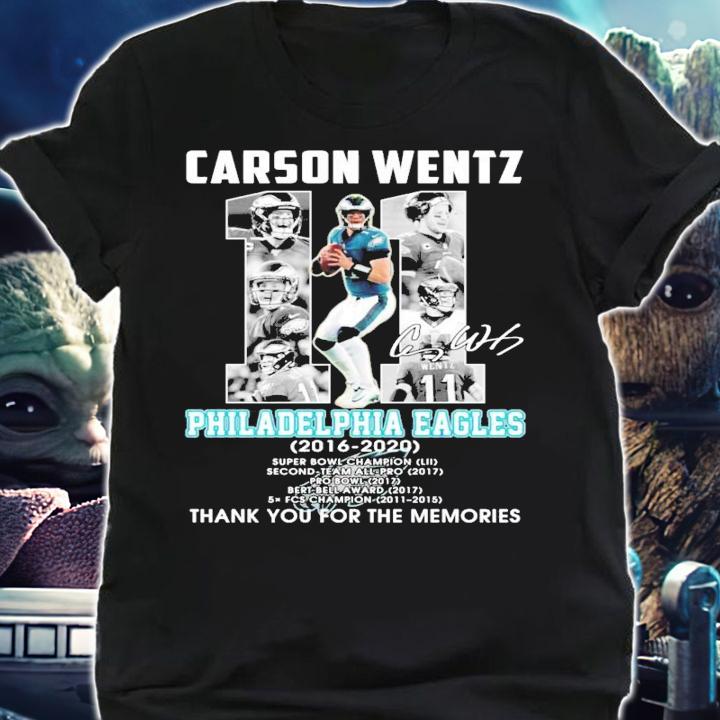 Carson Wentz Philadelphia Eagles 2016-2020 signature shirt