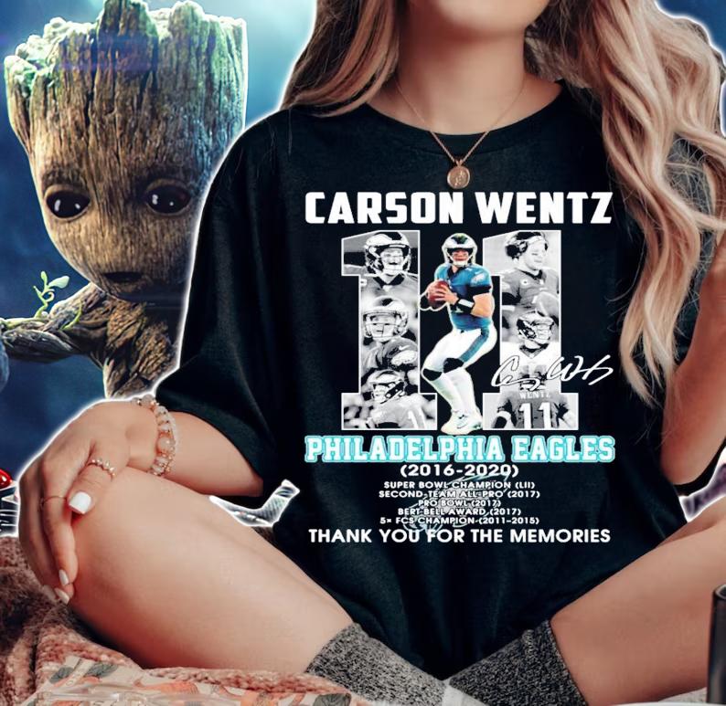 Carson Wentz Philadelphia Eagles 2016-2020 signature shirt